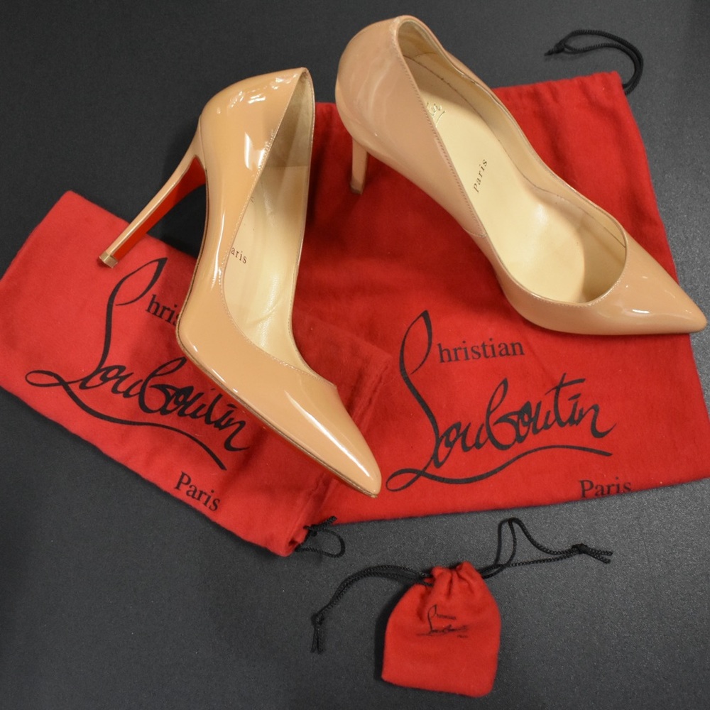 Christian Louboutin Beige Patent Leather Heels with Red Soles